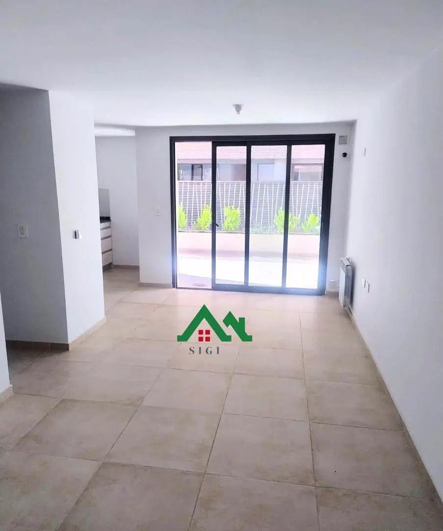 Departamento a Estrenar de 2 Dormitorios con Cochera en Villa María 5