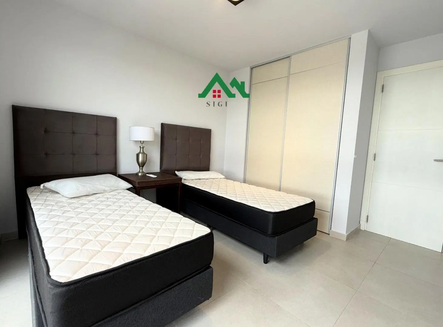 Departamento en alquiler en Opera Park– 2 dormitorios, 2 baños y cochera opcional 5