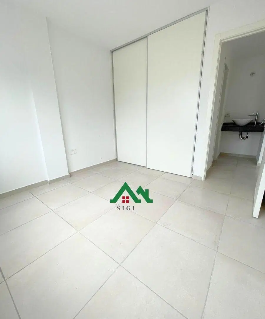 Departamento en venta de 1 dormitorio con cochera desocupado en barrio General Paz 5