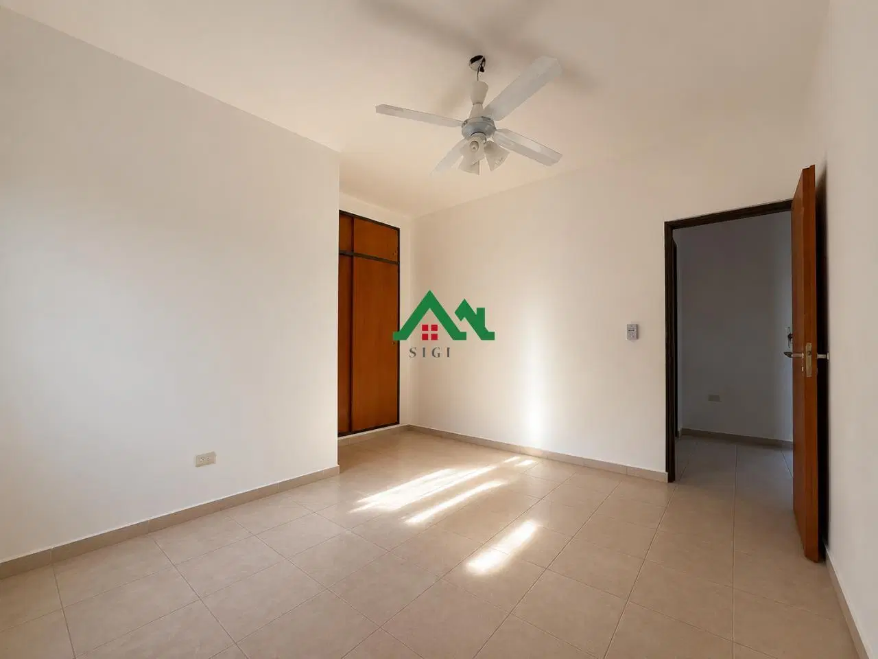 Casa en venta en Villa Carlos Paz, 3 dormitorios, pileta y vista a las sierras 2