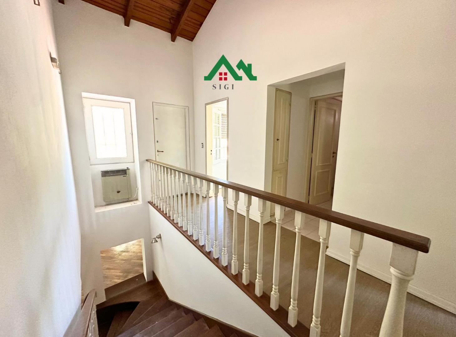 Foto de Casa en venta de 3 dormitorios con patio amplio y pileta en Urca, imagen 5