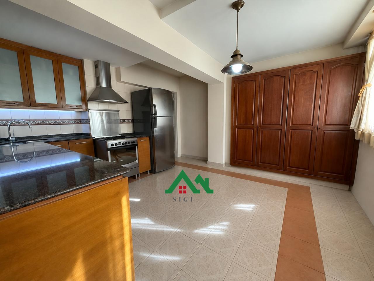 Foto de Dos Departamentos en venta Integrados con 4 dormitorios sobre La Cañada, imagen 2