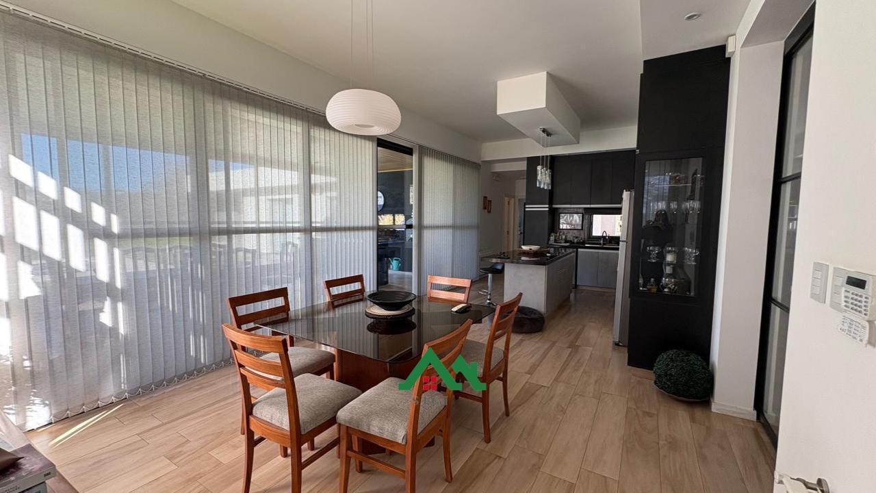 Foto de Casa en venta de 3 dormitorios en Valle del Golf con Pileta y Quincho, imagen 5