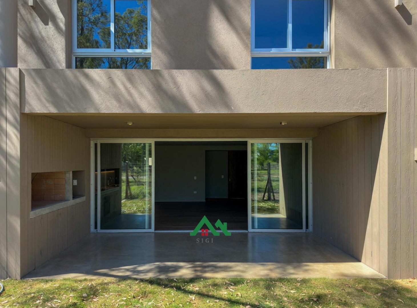 Duplex en venta de 3 dormitorios apto crédito con seguridad en Nuevo Malagueño