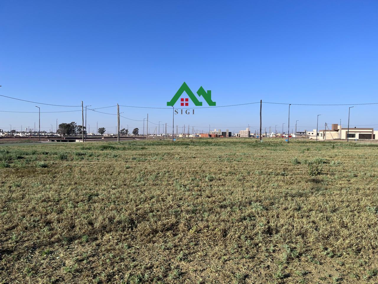 Foto de Terreno central residencial en venta en Pampas de Manantiales con, imagen 3