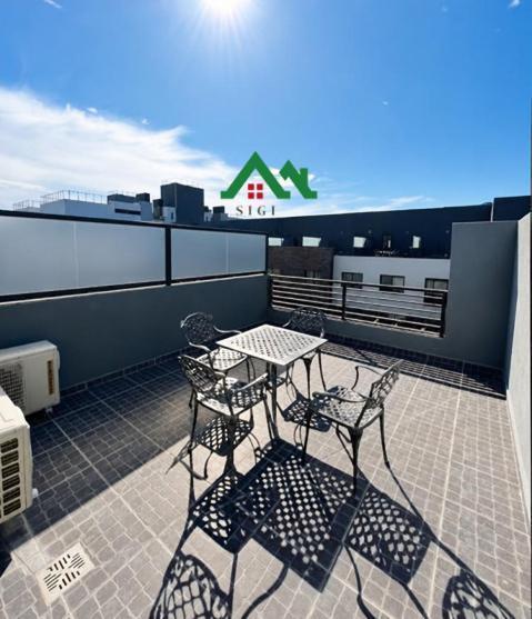Foto de Departamento en venta de 2 y 3 Dormitorios – Cochera, Patio y Doble, imagen 3