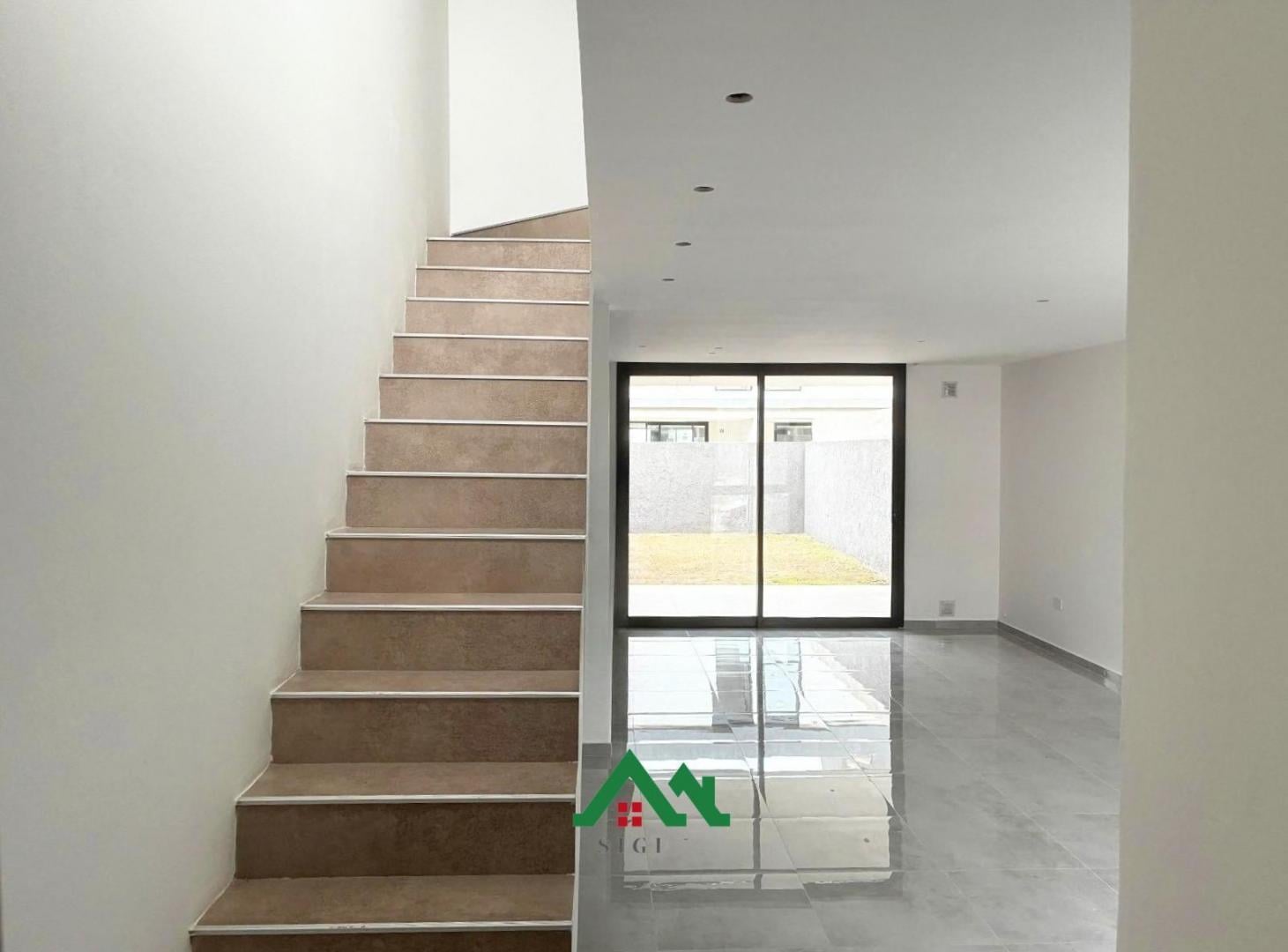 Foto de Dúplex en venta a Estrenar de 2 Dormitorios y Galería con Asador en, imagen 1
