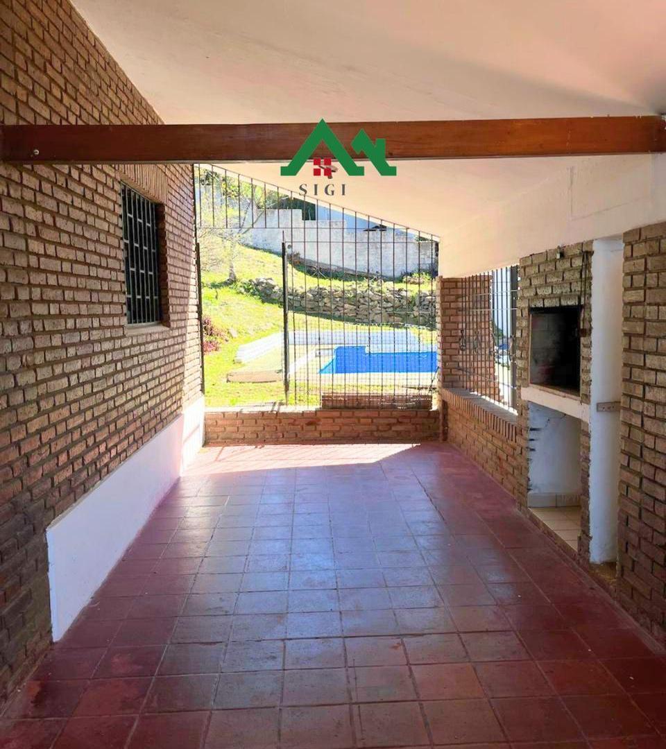 Foto de Casa en venta de 2 dormitorios en Villa Carlos Paz con pileta y vista a, imagen 4