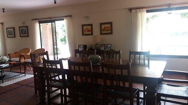 Casa en Estancia del Pilar - Champagnat