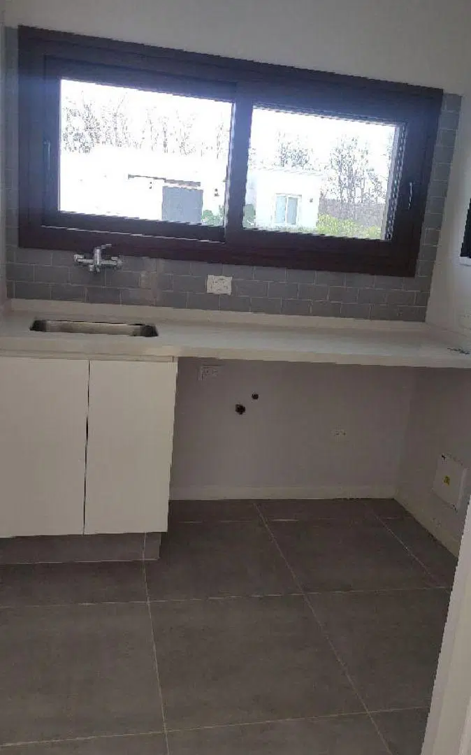 Moderna casa en alquiler temporal en Pilar, Estancias del Río, Estancias del Pilar. 2