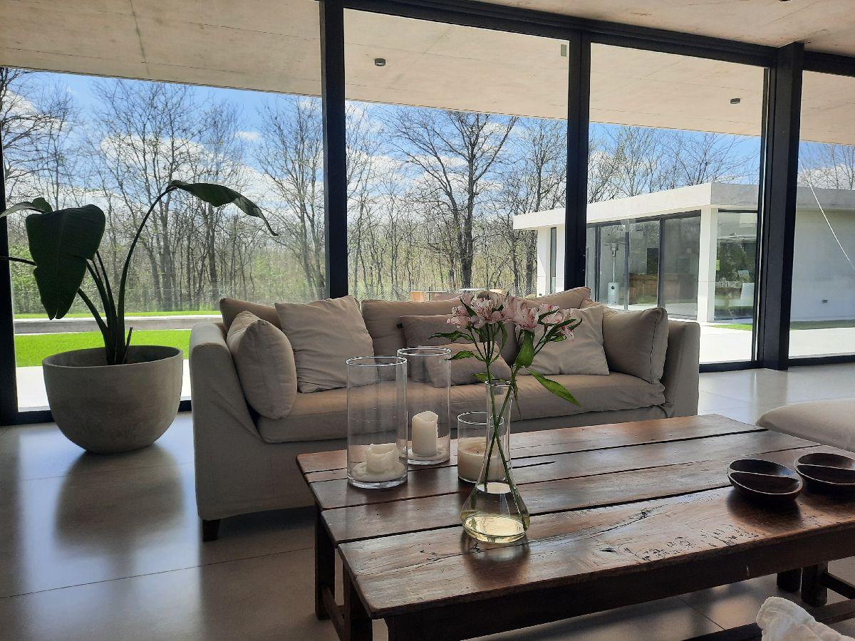 Foto de Alquiler excelente casa de diseño en Pilar, barrio Estancias Golf, imagen 5