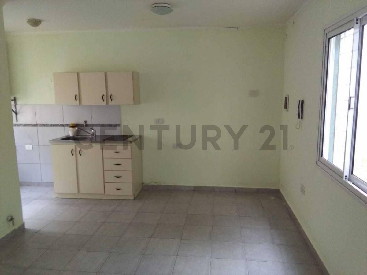 Excelente Oportunidad! Departamento Zona Sur de Rafaela 2