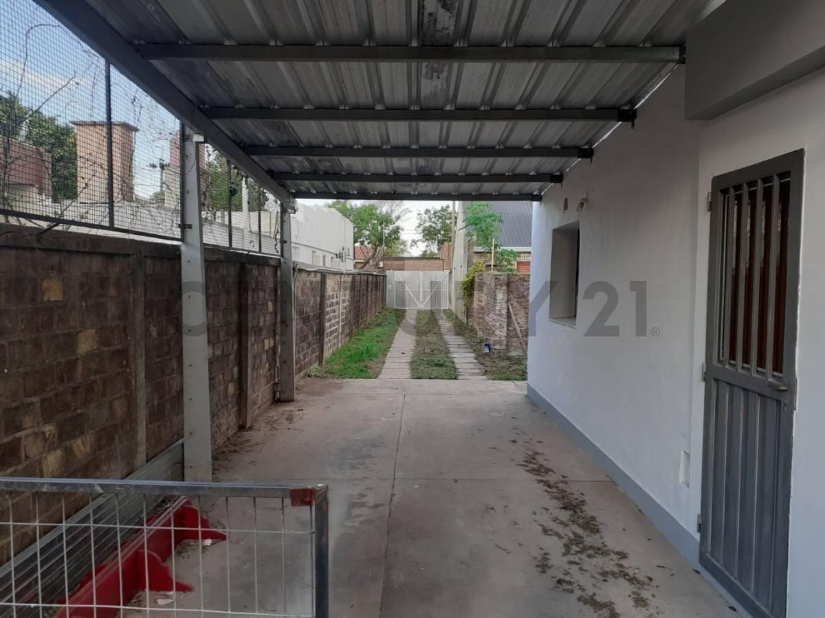 Vivienda en Venta en Barrio Alberdi! 2