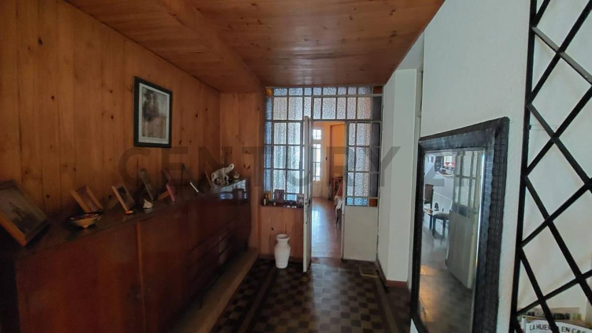 Casa y Locales en Venta en Rafaela, Céntrico 4