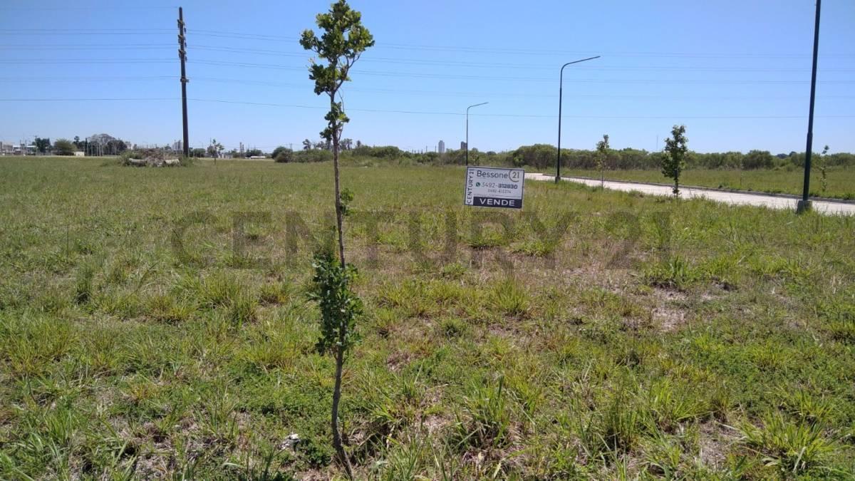 Foto de SE VENDE TERRENO EN ESQUINA EN RAFAELA, imagen 2