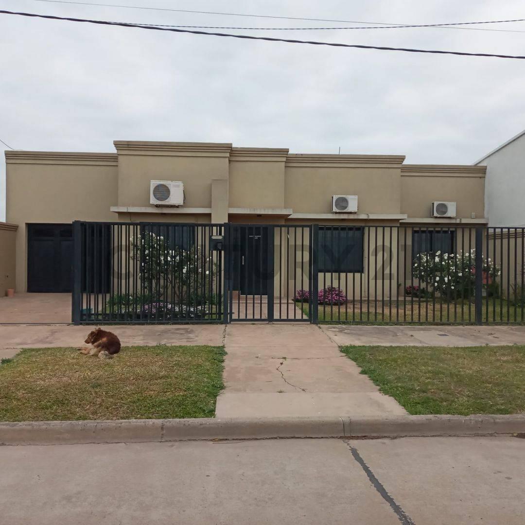Casa en Venta en Rafaela, Barrio El Bosque 1