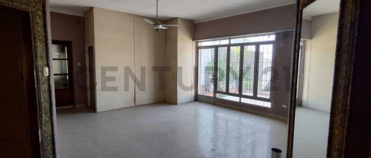 Se Vende Importante Inmueble en Rafaela 3