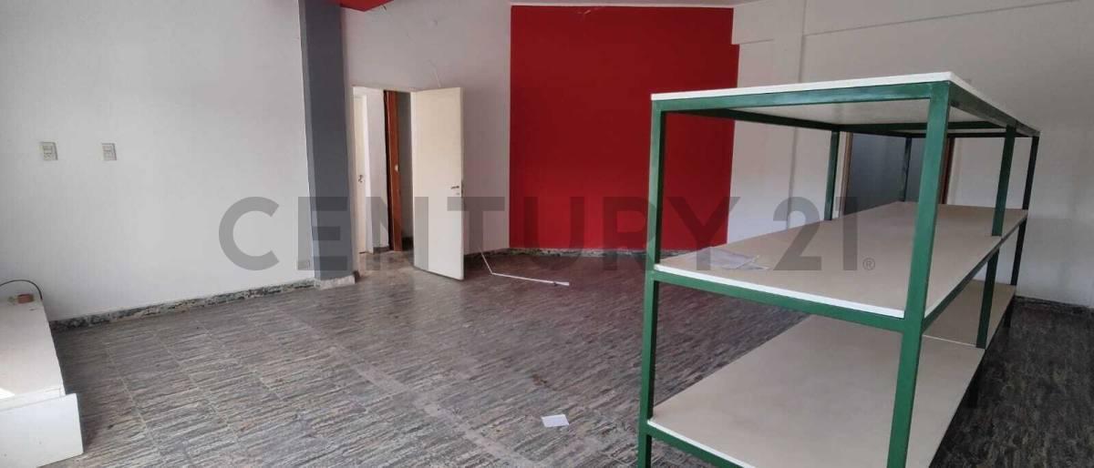Se Vende Importante Inmueble en Rafaela 4