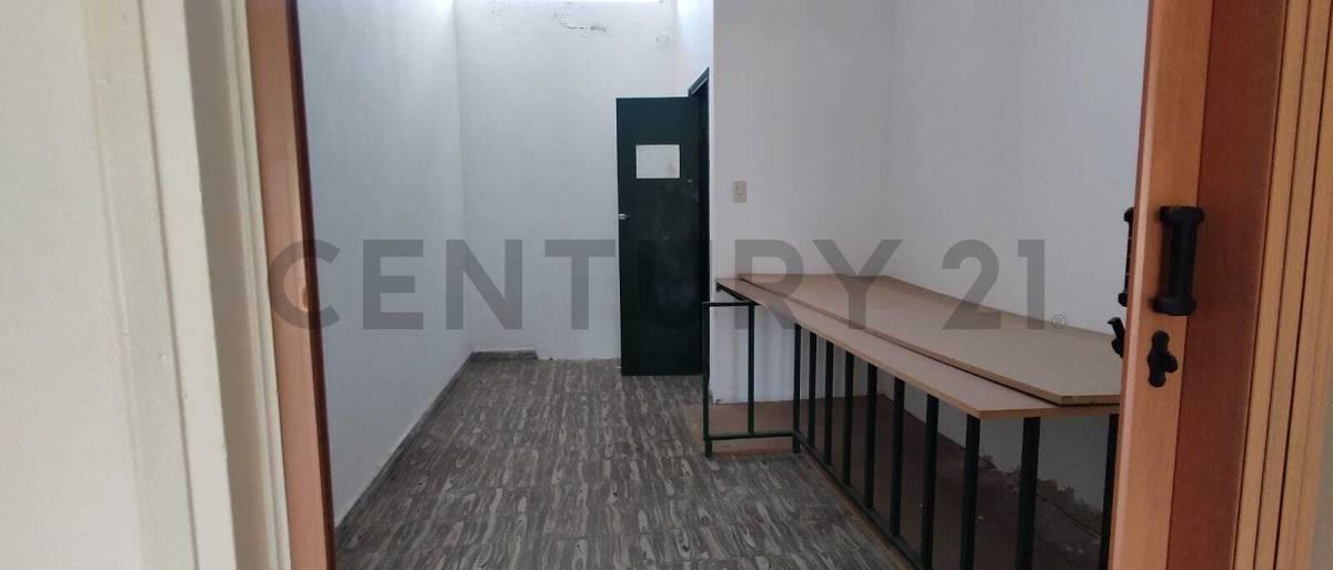 Se Vende Importante Inmueble en Rafaela 2