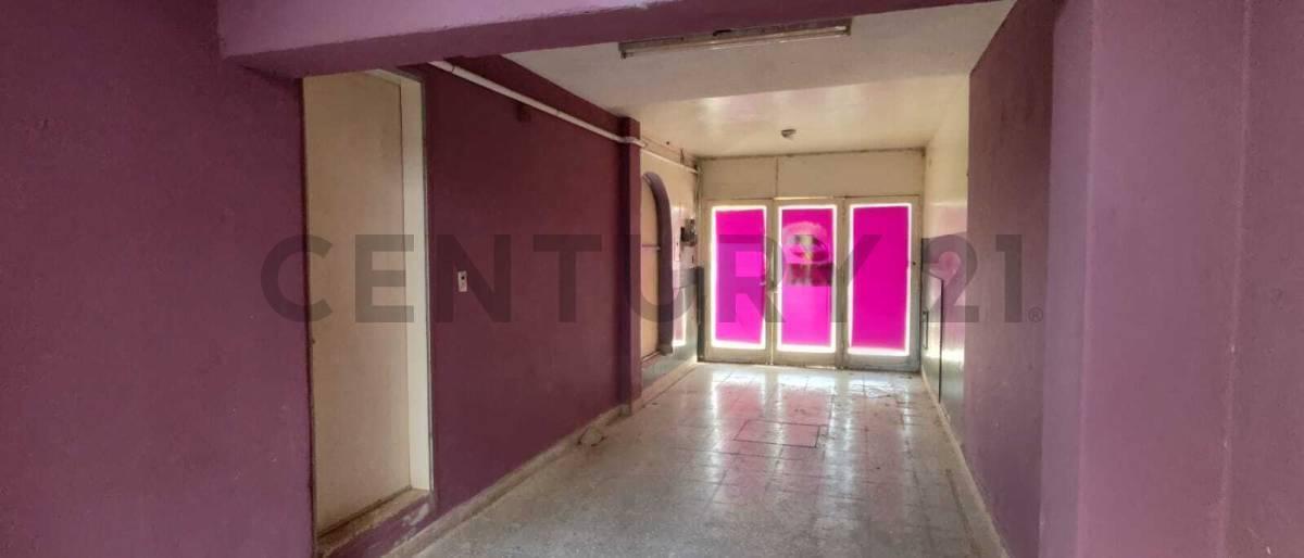 Se Vende Importante Inmueble en Rafaela 1