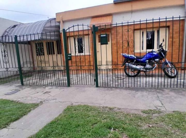 Se Vende casa en Rafaela, Bo. Los Nogales 3