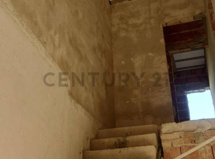 SE VENDE EN RAFAELA, BARRIO PIZZURNO 3