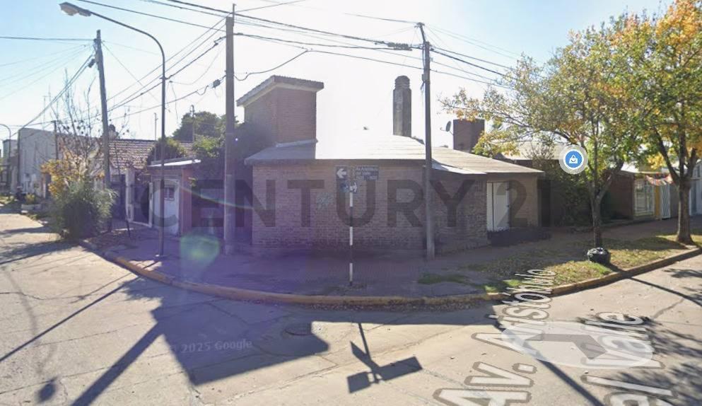 Se vende casa, local y departamento en Rafaela