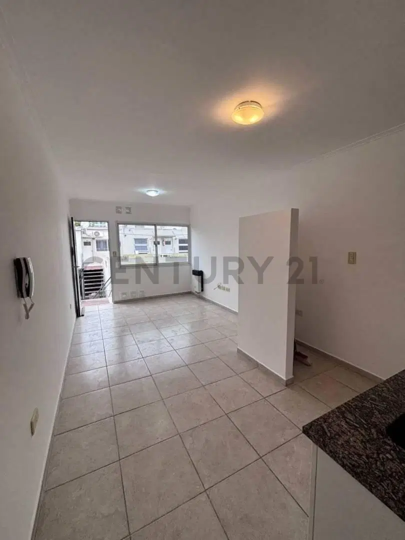 Venta Impecable Departamento 1 Dormitorio- Ubicación Preferencial- Bº San Martín- Rafaela 5