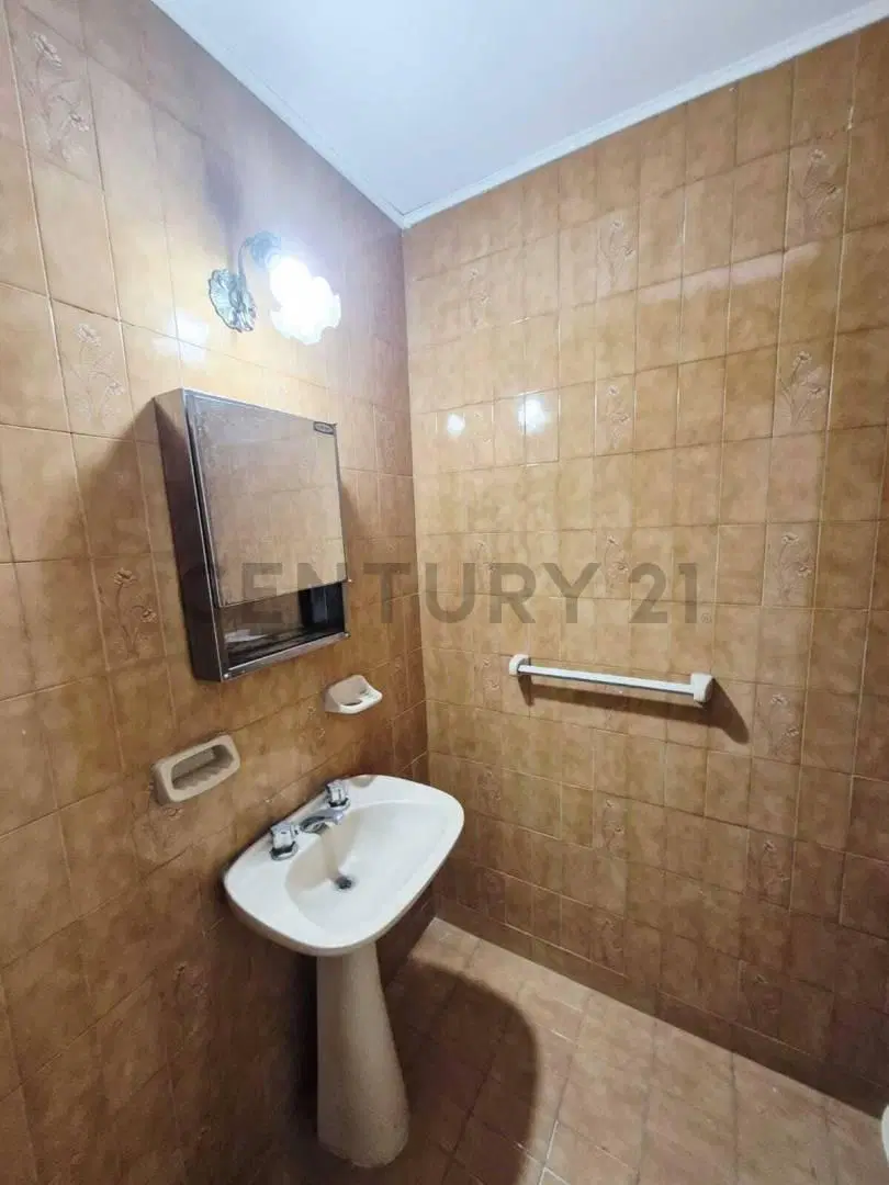 Propiedad comercial en venta en Rafaela 5