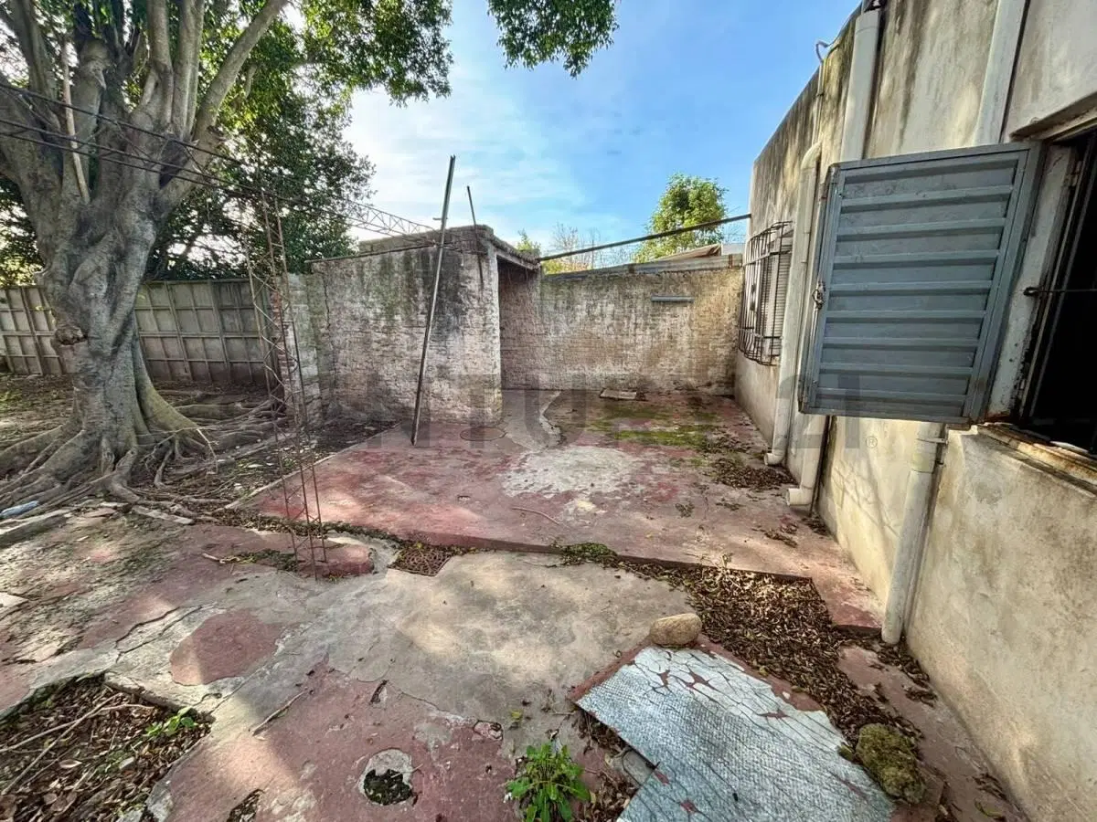 VENTA DE CASA INTERNA A RECICLAR O DEMOLER EN RAFAELA 4