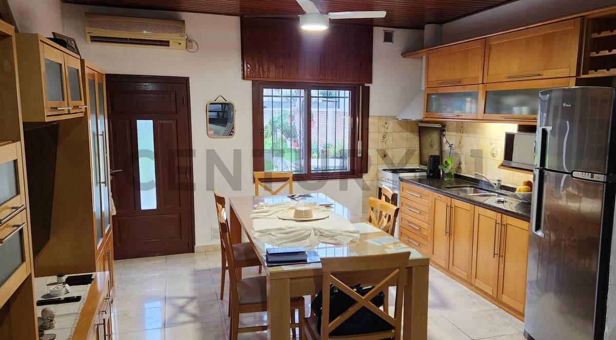 Foto de Venta de casa en zona centro/sur de Rafaela, imagen 1