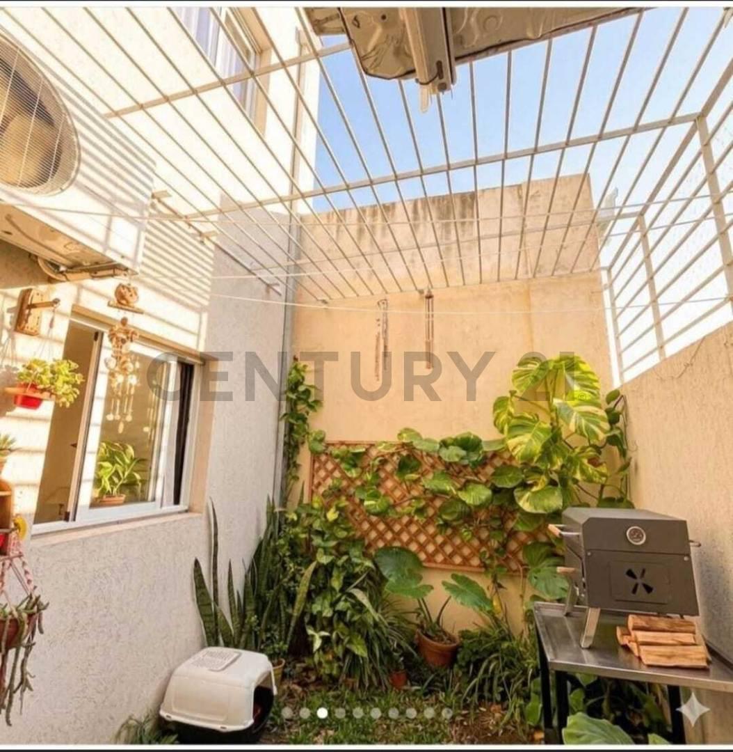 Foto de Departamento de 2 dormitorios con cochera en venta en Barrio Pizzurno, imagen 2