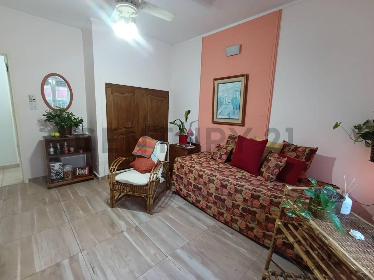 Foto de SE VENDE PH CÉNTRICO CON TODOS LOS SERVICIOS EN RAFAELA, imagen 3