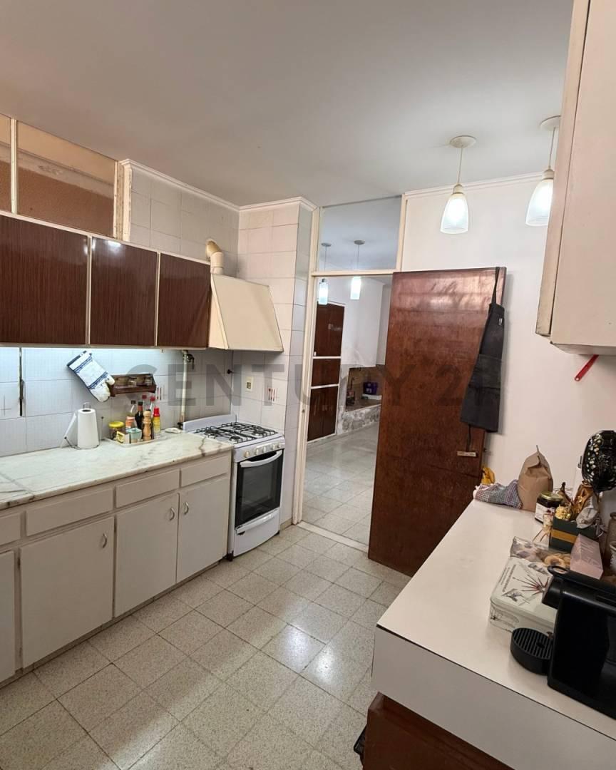 Foto de VENTA de Exclusiva propiedad con vivienda, estudio y sector, imagen 4