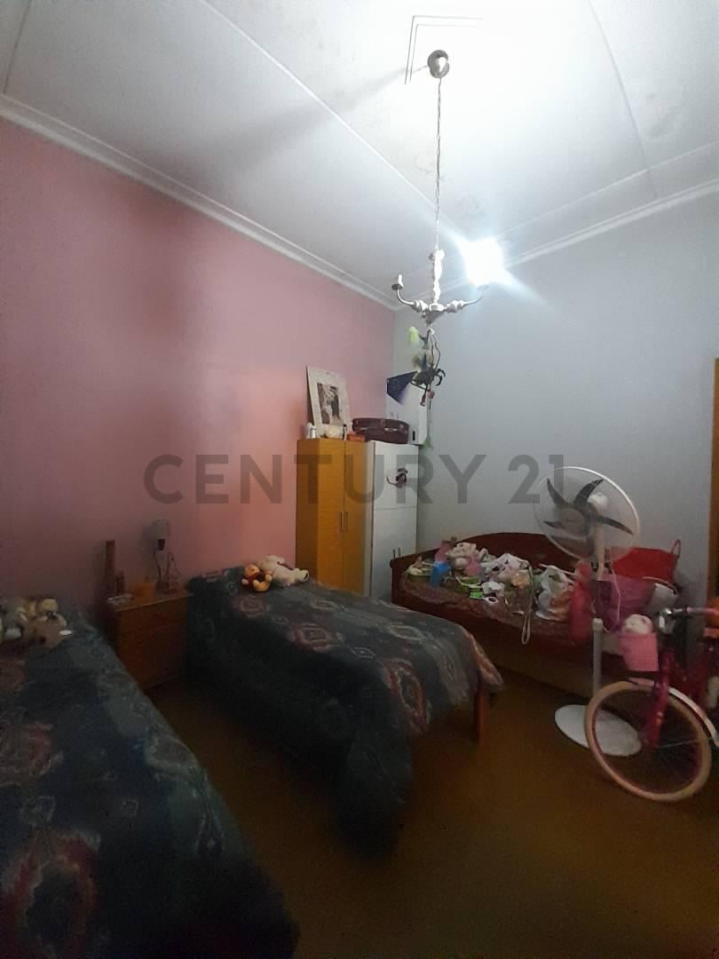Foto de Venta Casa Céntrica 2 Dormitorios- B° 30 de Octubre - Rafaela, imagen 5