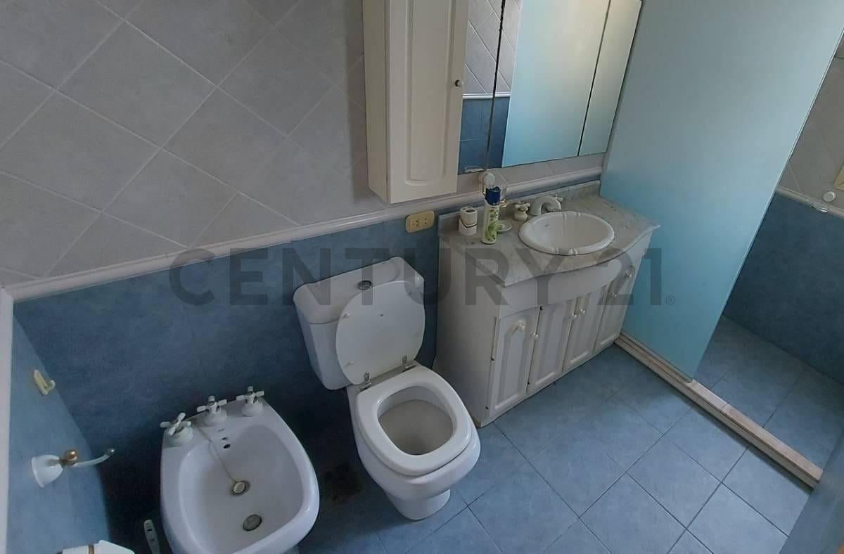 Foto de Venta de Amplia casa en Rafaela, imagen 2