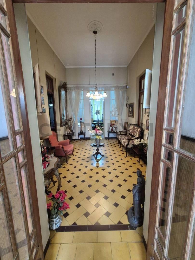 Foto de Venta de Casa 9 AMBIENTES 4 DORMITORIOS, Rafaela, imagen 1