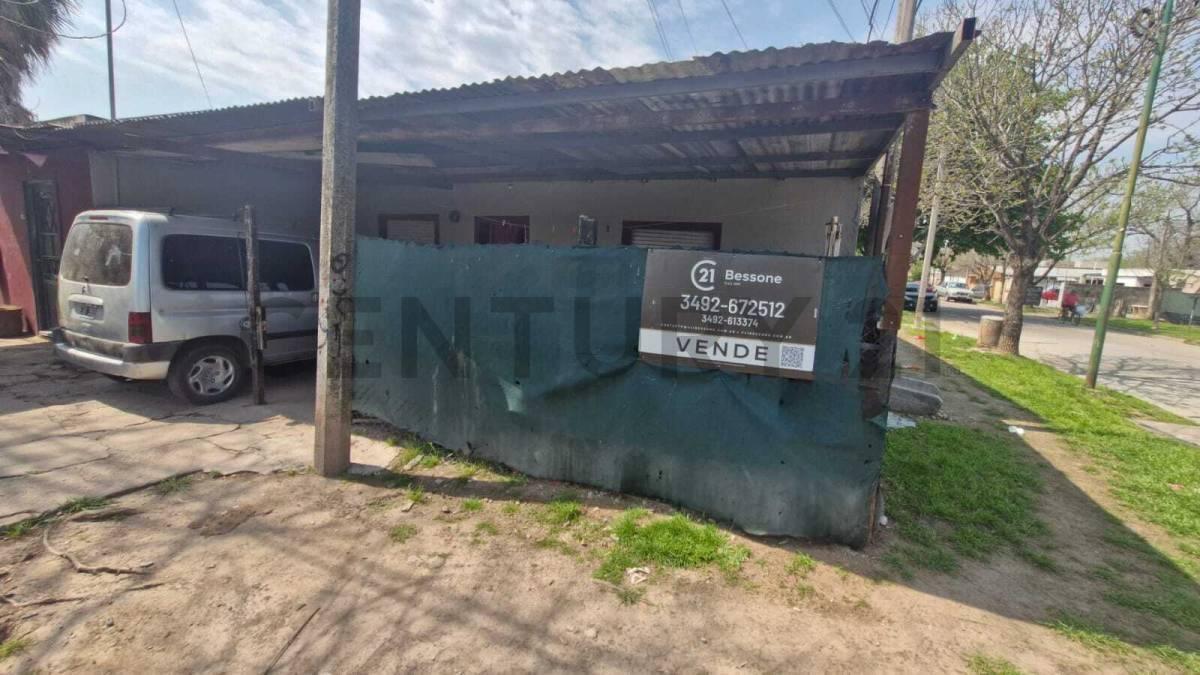 Foto de Se vende Casa y Departamento en Rafaela, imagen 1