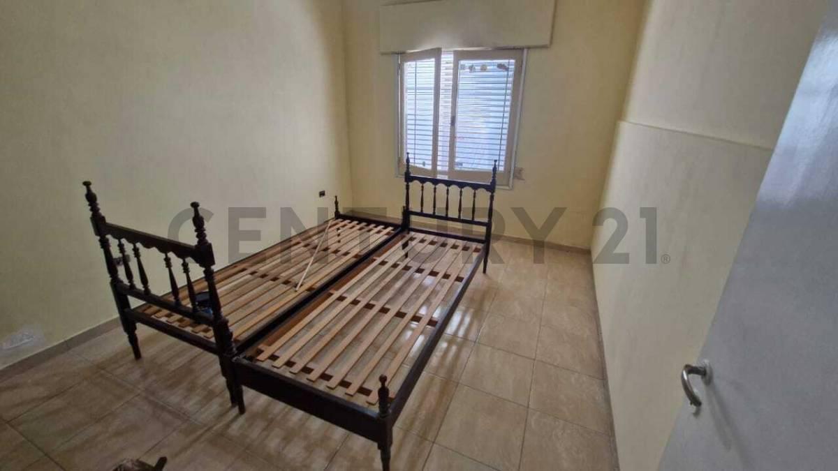 Foto de Casa sobre avenida en venta en Rafaela, imagen 2
