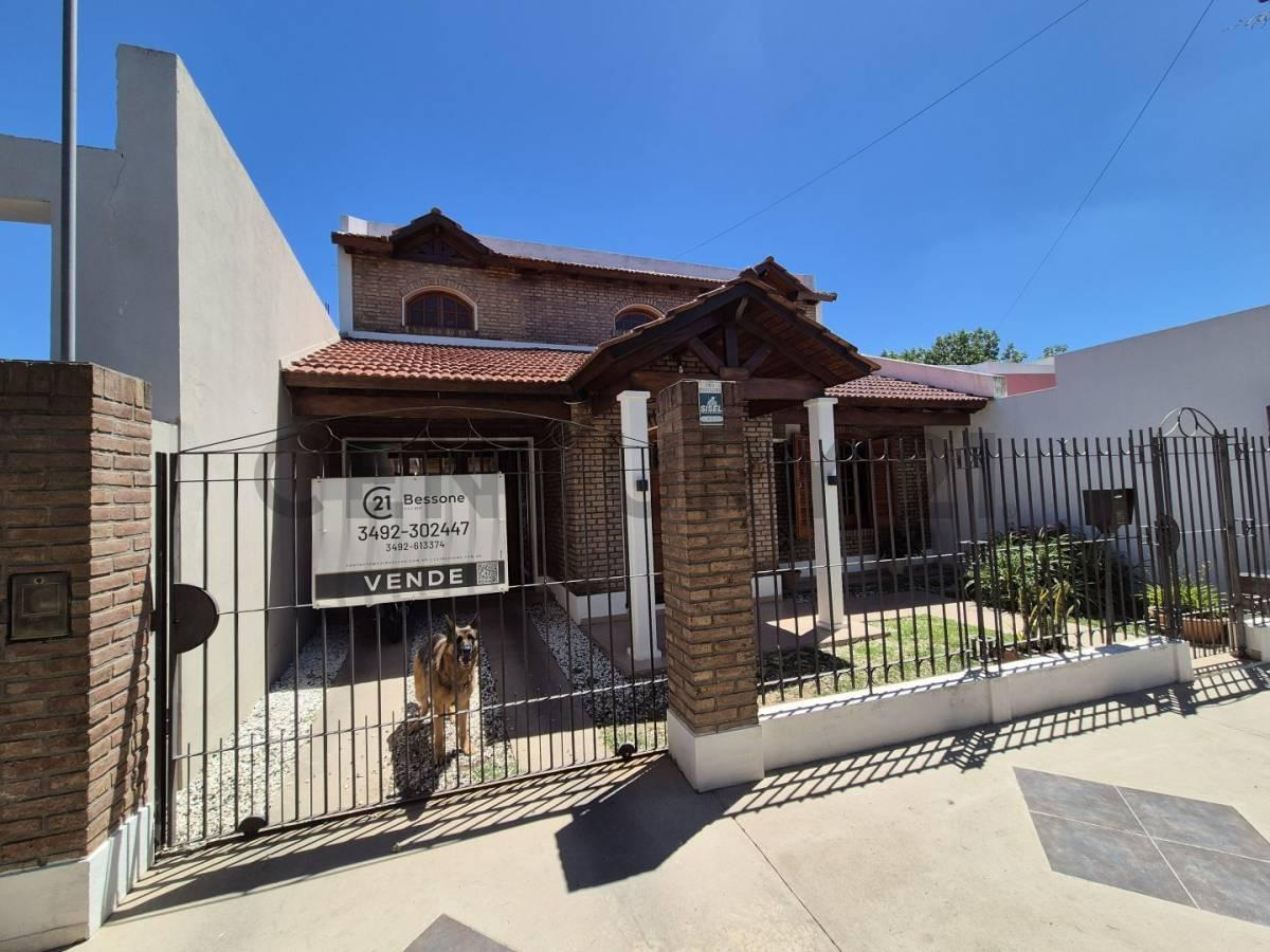 Foto de Venta de Casa 4 AMBIENTES 2 DORMITORIOS en Juan de garay, Rafaela, imagen 4