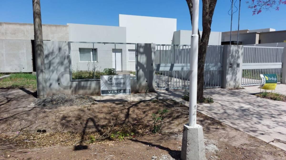 Foto de Se vende casa en Rafaela barrio Belgrano, imagen 1