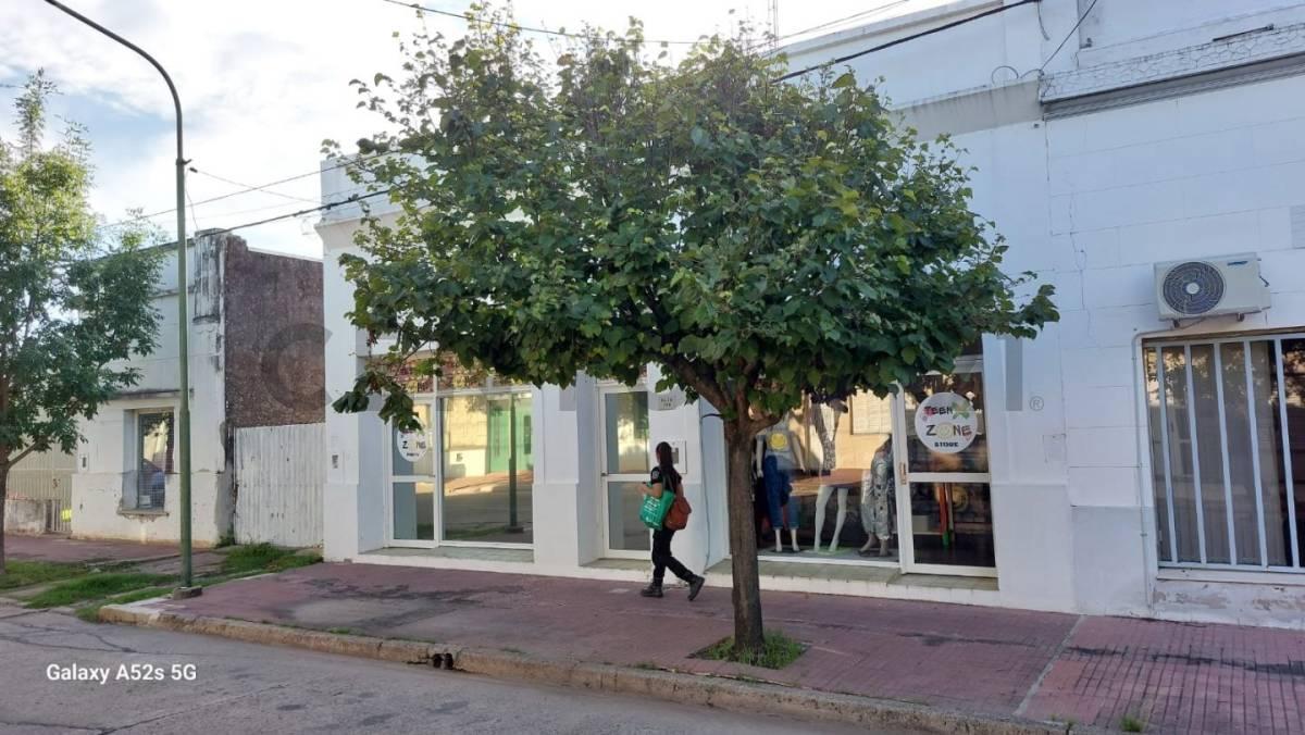 Foto de Locales comerciales céntricos en venta en Rafaela, imagen 1