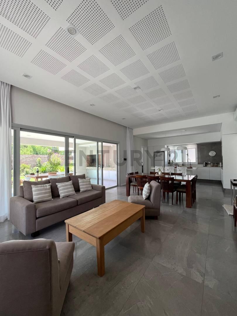 Foto de Casa Premium en venta en Rafaela, barrio Brigadier Lopez, imagen 2