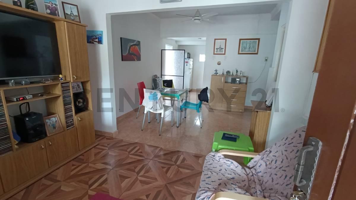 Foto de CASA EN VENTA EN RAFAELA CON TODOS LOS SERVICIOS, imagen 1