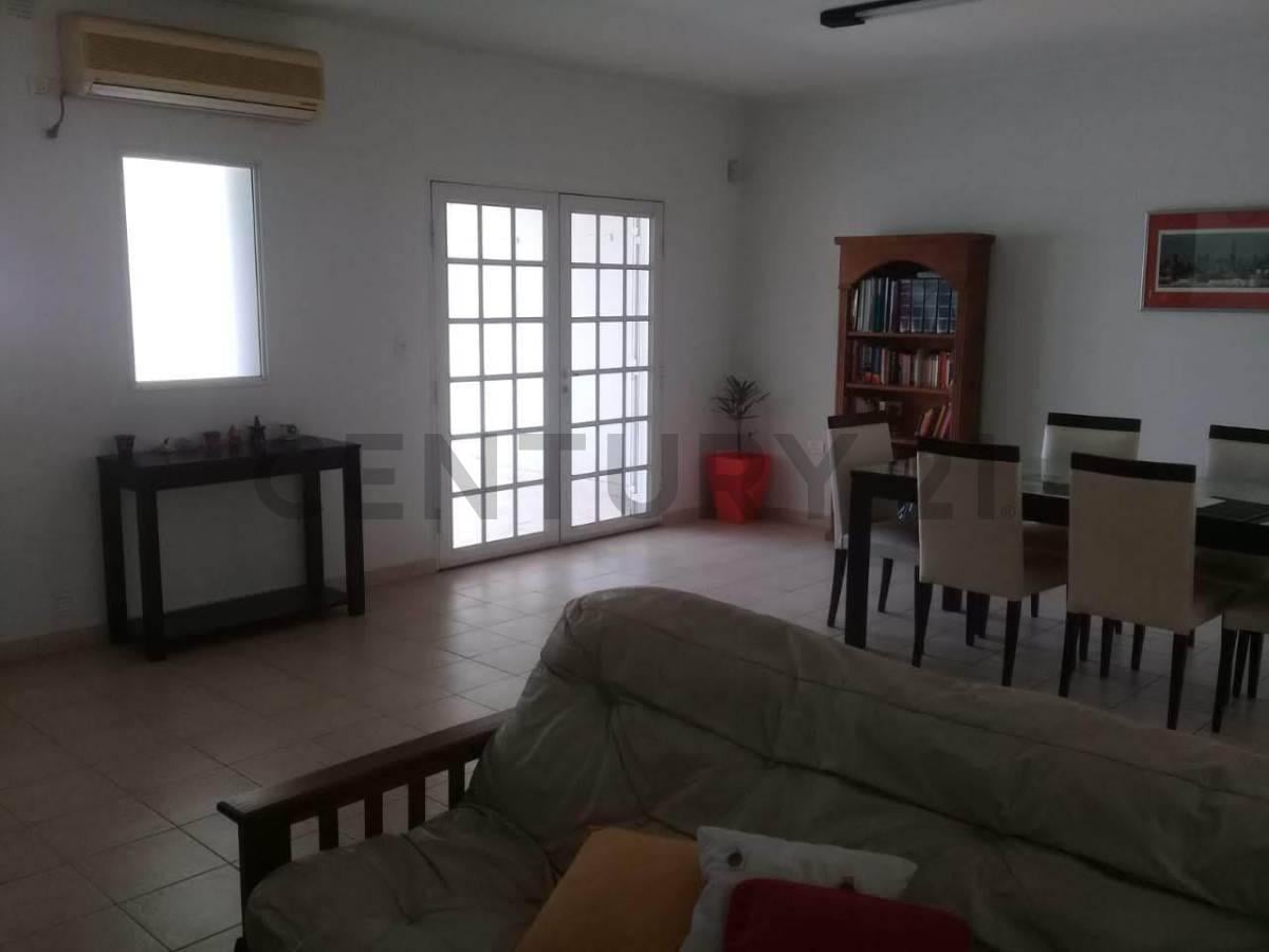 Foto de Casa en venta en Rafaela, barrio Pizzurno, imagen 2