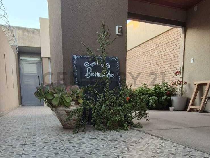 Foto de Se vende ph impecable planta baja en Rafaela, imagen 3
