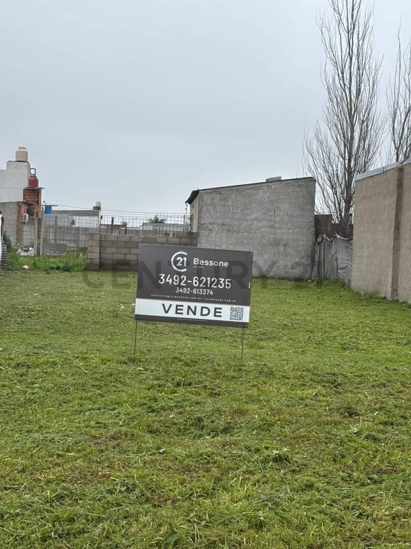 Foto de VENTA DE TERRENO EN BARRIO MORA DE LA LOCALIDAD RAFAELA, imagen 2