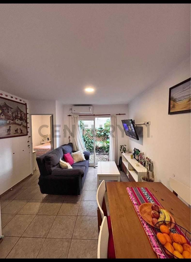 Foto de Departamento de 2 dormitorios con cochera en venta en Barrio Pizzurno, imagen 1