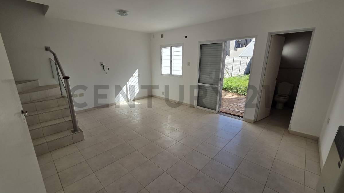 Foto de VENTA PH 2 DORMITORIOS EN B° PIZZURNO RAFAELA, imagen 3