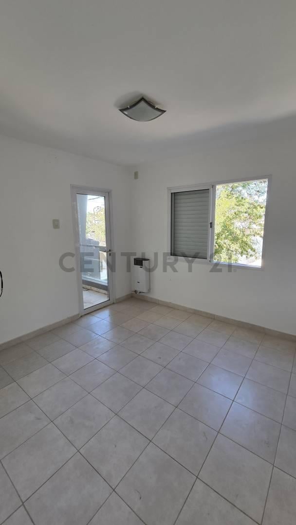 Foto de VENTA PH 2 DORMITORIOS EN B° PIZZURNO RAFAELA, imagen 5